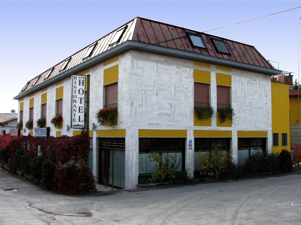 Hotel Ponte Autostrada Seriate Exterior foto
